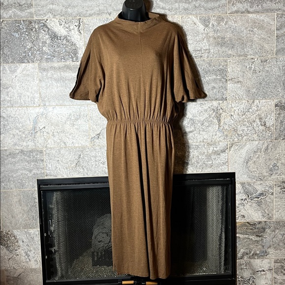 💥HP💥PROLOGUE Turtleneck Bat Wing Midi Dress – Medium – Brown/Tan - Picture 4 of 8